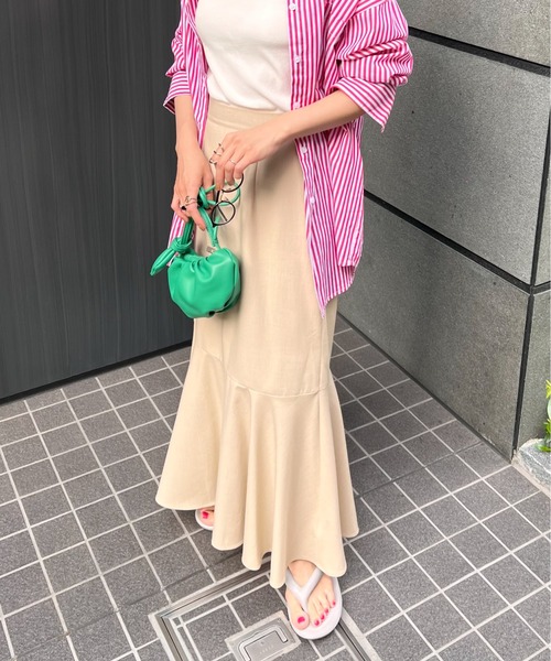 feepur（フェピュール）の「マーメイドスカート（スカート・レディース・チャコールグレー/ブラック/ベージュ/グリーン・SMALL/MEDIUM）」の4枚目の写真