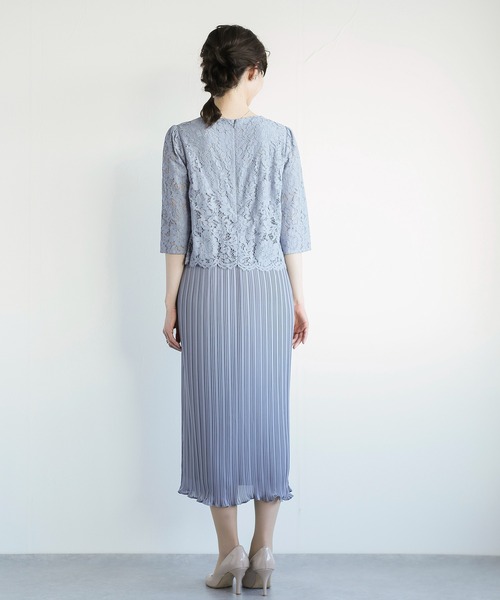 REPLETE(リプリート)の「【20代から70代まで体型や年齢を問わないドレス】レース×プリーツ異素材切り替えデザイン・ウエストゴム6分袖ロング丈ドレス(ドレス・レディース・ライトグレー/ネイビー/ブルー/ライトグリーン・9号)」の19枚目の写真