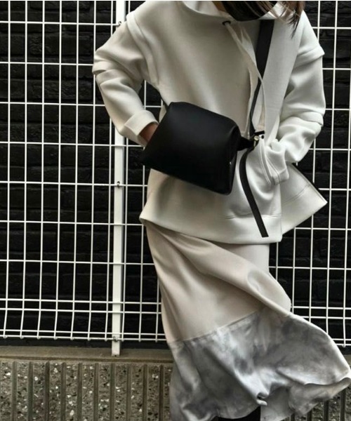 OSOI(オソイ)の「OSOI/オソイ/MINI BROT(ショルダーバッグ・レディース・ブラック/シルバー・FREE)」の8枚目の写真