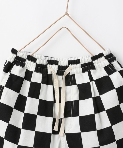 LOWRYS FARM（ローリーズファーム）の「デッキショーツ　274198（その他パンツ・キッズ・ブラック/ブラック系その他/チェック/ホワイト系その他/ピンク/ブラウン系その他/レッド/ブラウン系その他2/グリーン系その他・110cm/140cm/130cm/150cm/120cm）」の15枚目の写真