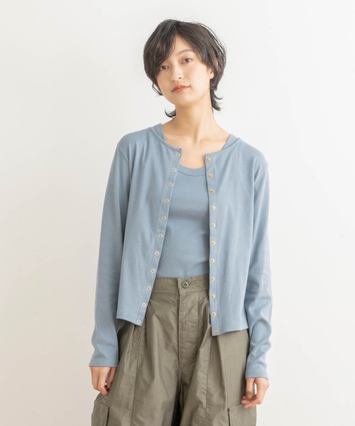 kha:ki(カーキ)の「「KHA:KI / カーキ」11ボタンコットンリブカーディガン"11B CTN RIB C/D"(カーディガン/ボレロ・レディース・ブラック/ネイビー/グレー/ブルー/グリーン/モカ/ベージュ・1/2)」の7枚目の写真