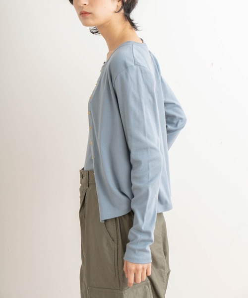 kha:ki(カーキ)の「「KHA:KI / カーキ」11ボタンコットンリブカーディガン"11B CTN RIB C/D"(カーディガン/ボレロ・レディース・ブラック/ネイビー/グレー/ブルー/グリーン/モカ/ベージュ・1/2)」の11枚目の写真