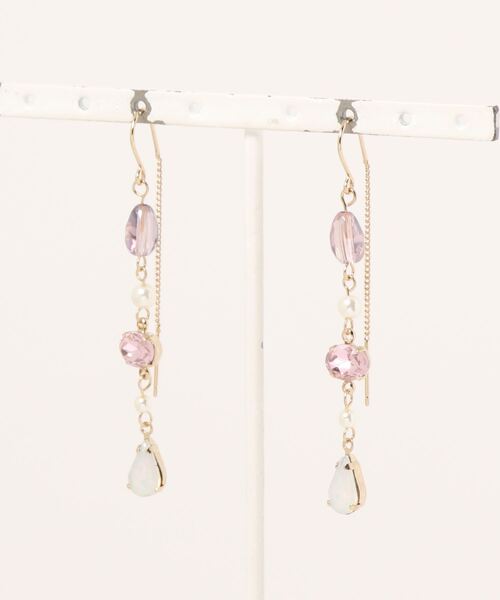 Maison de FLEUR(メゾンドフルール)の「アメリカンビジューピアス(ピアス(両耳用)・レディース・ホワイト/ピンク・FREE)」の5枚目の写真