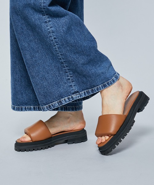 JANESMITH(ジェーンスミス)の「【JANE SMITH(ジェーンスミス)】VIBRAM SOLE LEATHER SLIDE(サンダル・レディース・ブラック/キャメル・37/38/36)」の9枚目の写真