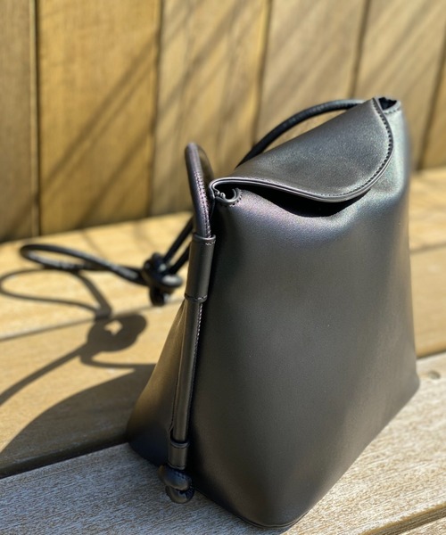 CIAOPANIC（チャオパニック）の「シンプルスタックショルダーバッグ（ショルダーバッグ・レディース・ブラック/ベージュ/バイオレット・FREE）」の4枚目の写真