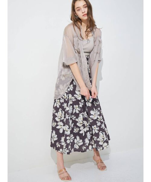 MERCURYDUO（マーキュリーデュオ）の「バックタックスタンドカラーシャツ（シャツ/ブラウス・レディース・オフホワイト/ベージュ・FREE）」の4枚目の写真