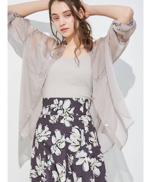 MERCURYDUO（マーキュリーデュオ）の「バックタックスタンドカラーシャツ（シャツ/ブラウス・レディース・オフホワイト/ベージュ・FREE）」の9枚目の写真