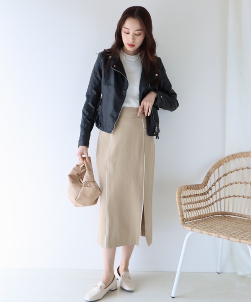 BLUEEAST（ブルーイースト）の「パイピングスリットタイトスカート（スカート・レディース・ベージュ/ネイビー/ブルーグレー・MEDIUM/LARGE）」の20枚目の写真