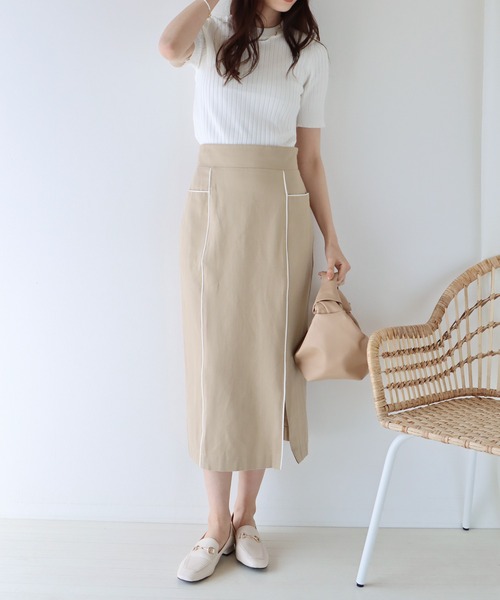 BLUEEAST（ブルーイースト）の「パイピングスリットタイトスカート（スカート・レディース・ベージュ/ネイビー/ブルーグレー・MEDIUM/LARGE）」の7枚目の写真