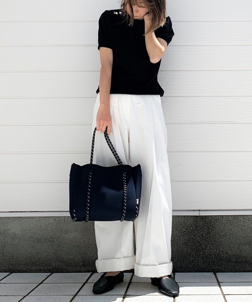 Q（キュー）の「肩ボタン半袖ニット（ニット/セーター・レディース・ブルー/ホワイト/ブラック・MEDIUM）」の10枚目の写真