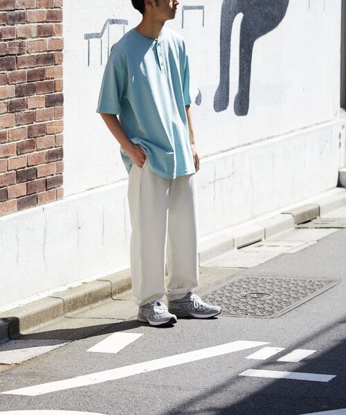 FREAK'S STORE(フリークスストア)の「FREAK'S STORE/フリークスストア ヘビーウェイト ヘンリーネック Tシャツ/ヘビーオンス/ビックシルエット(Tシャツ/カットソー・メンズ・ホワイト/アッシュグレー/グリーン/ミント/スミクロ/グレイッシュベージュ・SMALL/MEDIUM/LARGE)」の9枚目の写真