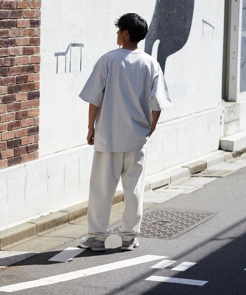 FREAK'S STORE(フリークスストア)の「FREAK'S STORE/フリークスストア ヘビーウェイト ヘンリーネック Tシャツ/ヘビーオンス/ビックシルエット(Tシャツ/カットソー・メンズ・ホワイト/アッシュグレー/グリーン/ミント/スミクロ/グレイッシュベージュ・SMALL/MEDIUM/LARGE)」の16枚目の写真