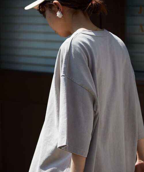 FREAK'S STORE(フリークスストア)の「FREAK'S STORE/フリークスストア ヘビーウェイト ヘンリーネック Tシャツ/ヘビーオンス/ビックシルエット(Tシャツ/カットソー・メンズ・ホワイト/アッシュグレー/グリーン/ミント/スミクロ/グレイッシュベージュ・SMALL/MEDIUM/LARGE)」の21枚目の写真