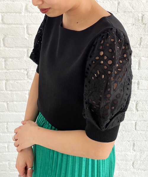 OPAQUE.CLIP（オペークドットクリップ）の「◆【C】エンブロイダリーレーススリーブ ストレッチリブニット【WEB限定サイズ】（ニット/セーター・レディース・ブラック/オレンジ/ブラウン系その他/ホワイト系・40/38/36/34）」の3枚目の写真