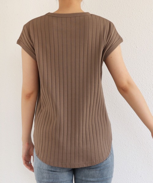 andme（アンドミー）の「コットンフライスフレンチスリーブリブトップス（Tシャツ/カットソー・レディース・ブラック/オフホワイト/チャコールグレー/ブラウン/ピンク/グリーン/オレンジ/ライトグリーン/ネイビー・M/L）」の20枚目の写真