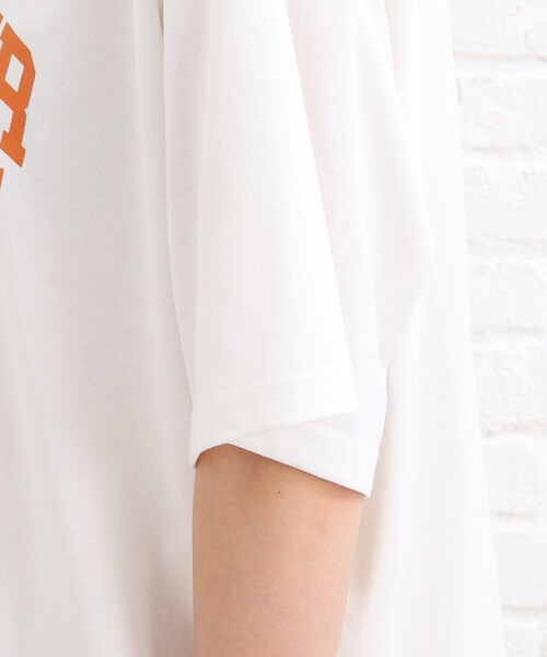 SHOO・LA・RUE（シューラルー）の「◆【S-L】カレッジロゴプリントTシャツ（Tシャツ/カットソー・レディース・チャコールグレー/ホワイト系・02/03/01）」の7枚目の写真