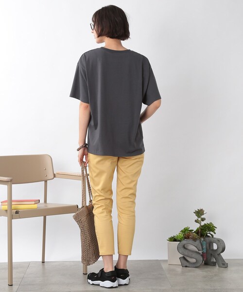 SHOO・LA・RUE（シューラルー）の「◆【S-L】カレッジロゴプリントTシャツ（Tシャツ/カットソー・レディース・チャコールグレー/ホワイト系・02/03/01）」の15枚目の写真