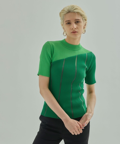 UNITED TOKYO（ユナイテッドトウキョウ）の「オブリックリブニットトップス（ニット/セーター・レディース・ブラック/オフホワイト/グリーン・FREE）」の14枚目の写真