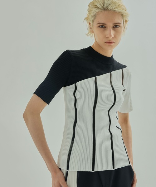 UNITED TOKYO（ユナイテッドトウキョウ）の「オブリックリブニットトップス（ニット/セーター・レディース・ブラック/オフホワイト/グリーン・FREE）」の10枚目の写真