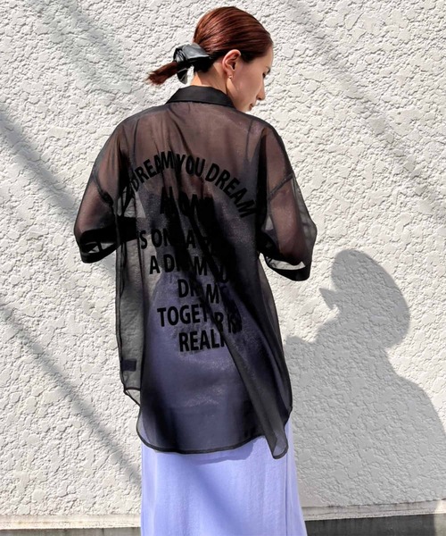 美品✨ 21年モデル　ダイアグラム　バックフリルシアーシャツ　ベルト Settimissimo（セッティミッシモ）の「バックロゴプリントシアー