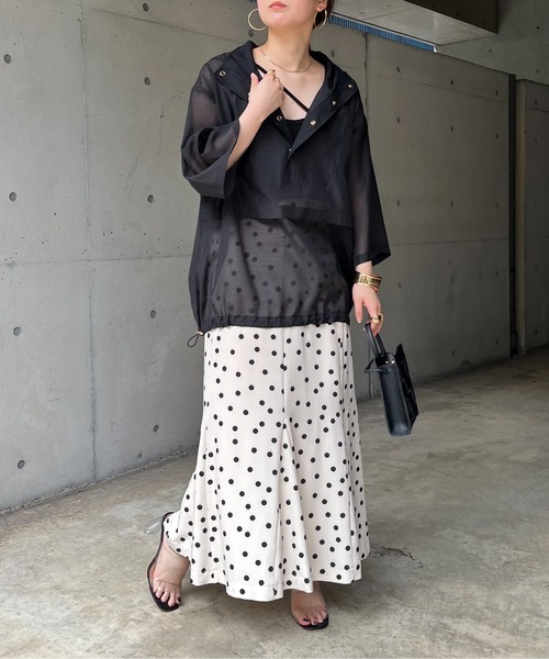 prose verse(プロズヴェール)の「リップルオーガンジーアノラックパーカー(パーカー・レディース・グリーン/オフホワイト/ブラック・MEDIUM)」の20枚目の写真