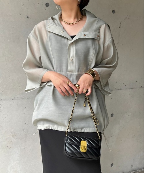 prose verse(プロズヴェール)の「リップルオーガンジーアノラックパーカー(パーカー・レディース・グリーン/オフホワイト/ブラック・MEDIUM)」の17枚目の写真