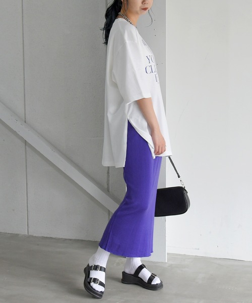 sango（sango）の「ロゴプリントビッグTシャツ（Tシャツ/カットソー・レディース・スミクロ/オフホワイト/パープル・FREE）」の17枚目の写真