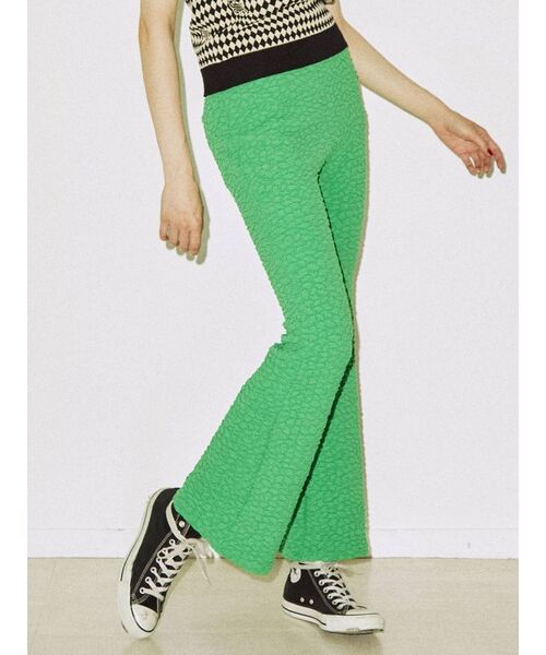 jouetie（ジュエティ）の「クレープフレアパンツ（その他パンツ・レディース・オフホワイト/ブラック/グリーン/ブルー・MEDIUM）」の3枚目の写真