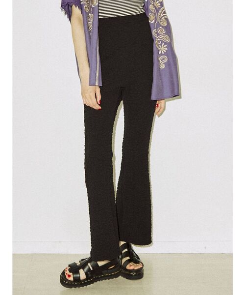 jouetie（ジュエティ）の「クレープフレアパンツ（その他パンツ・レディース・オフホワイト/ブラック/グリーン/ブルー・MEDIUM）」の2枚目の写真