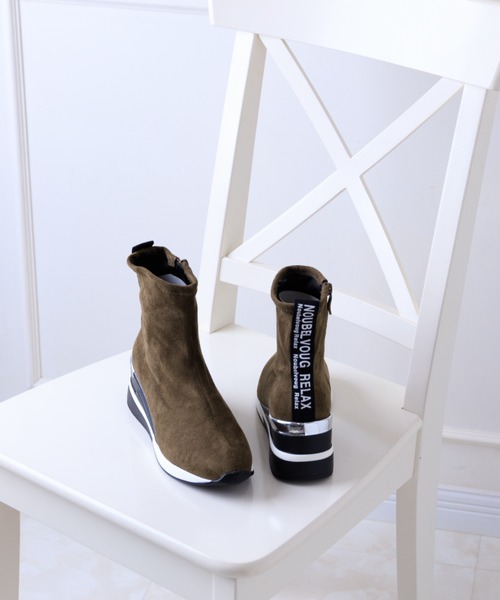Noubel Voug Relax(ヌーベルヴォーグリラックス)の「厚底 ストレッチ ハイカットスニーカー(ブーツ・レディース・ベージュ系その他/ダークブラウン/カーキオリーブ/ブラック・22.5cm/24.5cm/24cm/23cm/23.5cm)」の12枚目の写真
