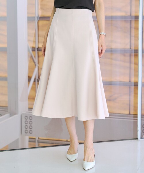Rouge vif(ルージュヴィフ)の「【XSサイズ展開】フレアサーキュラースカート(スカート・レディース・アイボリー/ブラック/ピンクベージュ/サックスブルー・34/36/38)」の4枚目の写真