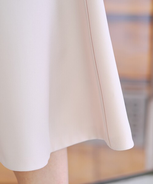 Rouge vif(ルージュヴィフ)の「【XSサイズ展開】フレアサーキュラースカート(スカート・レディース・アイボリー/ブラック/ピンクベージュ/サックスブルー・34/36/38)」の5枚目の写真