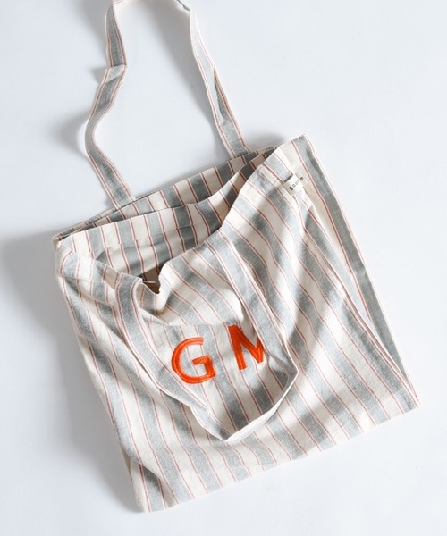 CALIFORNIA OUTFITTERS(カリフォルニア アウトフィッターズ)の「起毛仕切りロゴトート(トートバッグ・レディース・チャコールグレー/ピンク/グレー系その他/ナチュラル/ベージュ系その他/ブルー系その他/コーラルピンク/ネイビー系・ONE SIZE)」の2枚目の写真