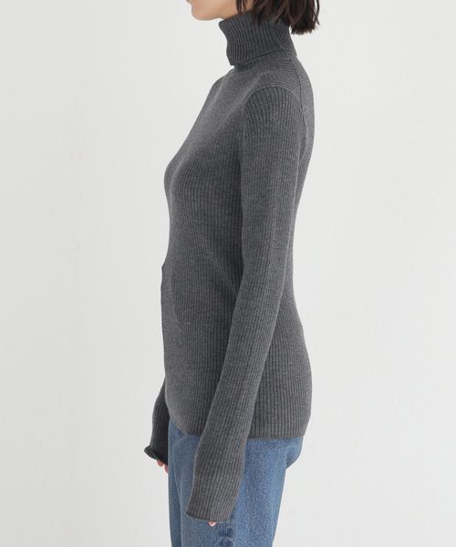 Deuxieme Classe（ドゥーズィエムクラス）の「*Basic Rib