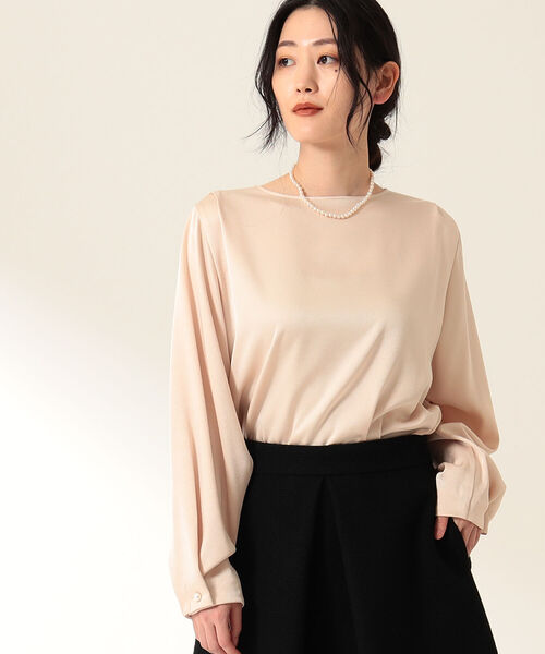 Demi-Luxe BEAMS(デミルクス ビームス)の「Demi-Luxe BEAMS / サテン タック プルオーバー(シャツ/ブラウス・レディース・ブラウン系その他/ネイビー・36/38)」の2枚目の写真