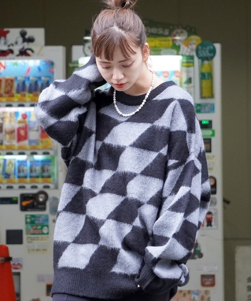 1111clothing(ワンフォークロージング)の「WJQ モヘアタッチ ルーズニット / 総柄 ニット プルオーバー オーバーサイズ(ニット/セーター・メンズ・ホワイト系6/グレー系6/ブラウン系4/ブラック系3/ベージュ系5/ブラック系5/ホワイト系3/ホワイト系5/ブラック系4・FREE)」の8枚目の写真