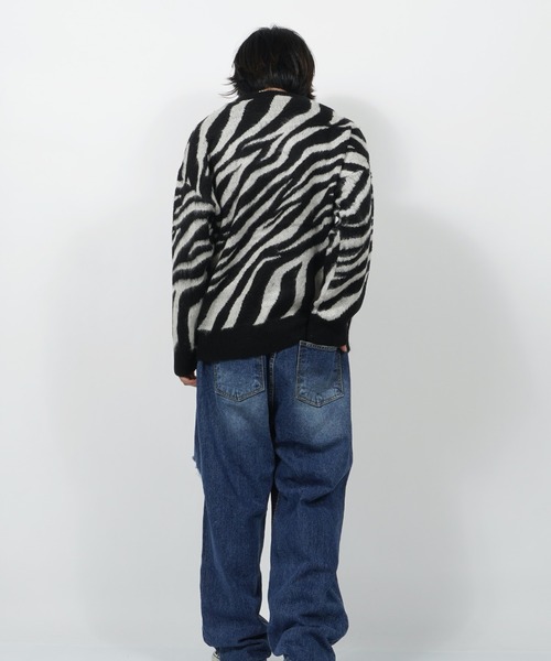 1111clothing(ワンフォークロージング)の「WJQ モヘアタッチ ルーズニット / 総柄 ニット プルオーバー オーバーサイズ(ニット/セーター・メンズ・ホワイト系6/グレー系6/ブラウン系4/ブラック系3/ベージュ系5/ブラック系5/ホワイト系3/ホワイト系5/ブラック系4・FREE)」の11枚目の写真