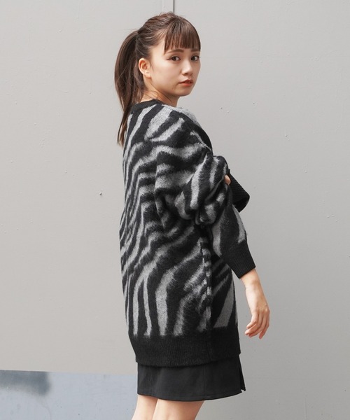 1111clothing(ワンフォークロージング)の「WJQ モヘアタッチ ルーズニット / 総柄 ニット プルオーバー オーバーサイズ(ニット/セーター・メンズ・ホワイト系6/グレー系6/ブラウン系4/ブラック系3/ベージュ系5/ブラック系5/ホワイト系3/ホワイト系5/ブラック系4・FREE)」の16枚目の写真