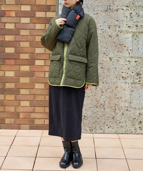 UNIVERSAL OVERALL(ユニバーサルオーバーオール)の「【UNIVERSAL OVERALL】UOタフタ中綿マフラー※ YMY(マフラー・メンズ・ベージュ/ダークグリーン/ダークブラウン/ブラック・FREE)」の8枚目の写真