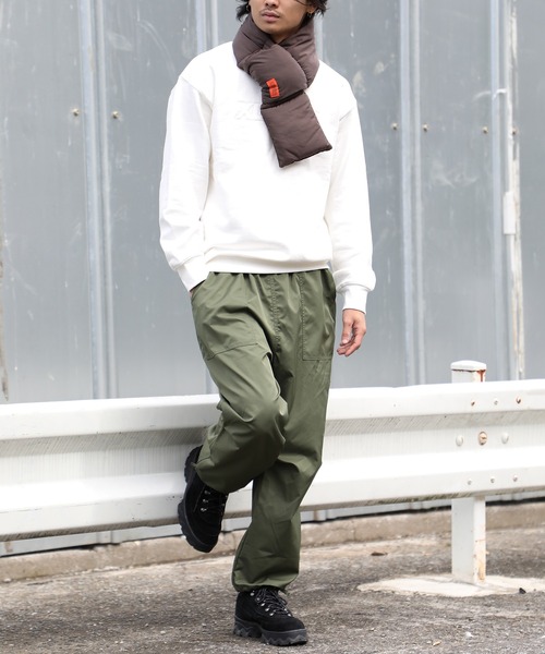 UNIVERSAL OVERALL(ユニバーサルオーバーオール)の「【UNIVERSAL OVERALL】UOタフタ中綿マフラー※ YMY(マフラー・メンズ・ベージュ/ダークグリーン/ダークブラウン/ブラック・FREE)」の11枚目の写真