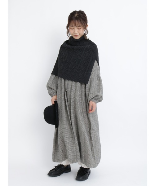 Samansa Mos2（サマンサ モスモス）の「ケーブルニットケープスヌード（ネックウォーマー/スヌード・レディース・グレー/モカ/チャコール・ﾌﾘ-）」の14枚目の写真