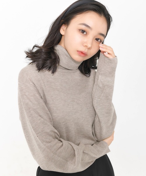 Dita Muaj.（ディータムアージュ）の「ソフトタッチタートルニット（ニット/セーター・レディース・ベージュ/アイボリー/ブラウン/ブラック・FREE）」の4枚目の写真