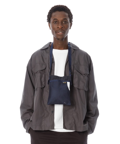 DAILY STANDARD by SANDINISTA（デイリースタンダードバイサンディニスタ）の「CORDURA Daily Sacoche / コーデュラサコッシュ（ショルダーバッグ・メンズ・ネイビー/ブラック/ベージュ/オリーブ・FREE）」の4枚目の写真