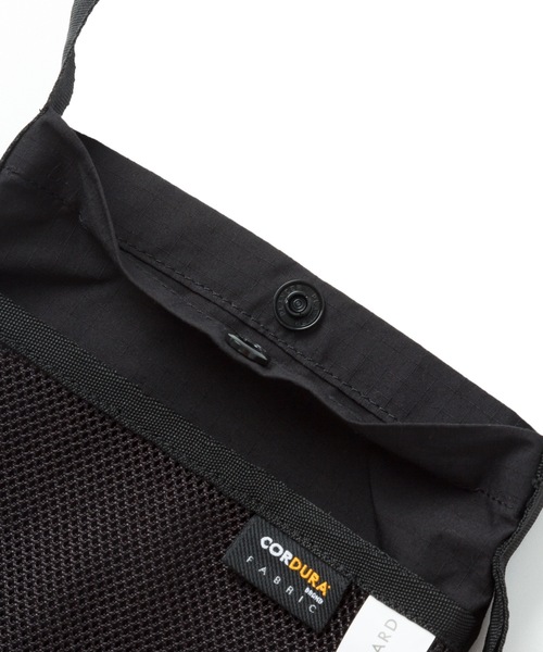 DAILY STANDARD by SANDINISTA（デイリースタンダードバイサンディニスタ）の「CORDURA Daily Sacoche / コーデュラサコッシュ（ショルダーバッグ・メンズ・ネイビー/ブラック/ベージュ/オリーブ・FREE）」の6枚目の写真