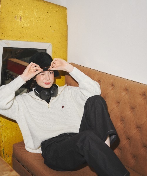 MIRO AMURETTE（ミロアミュレット）の「ceur straight denim/ハートポケットデニム（デニムパンツ・レディース・ブラック・SMALL/MEDIUM）」の13枚目の写真