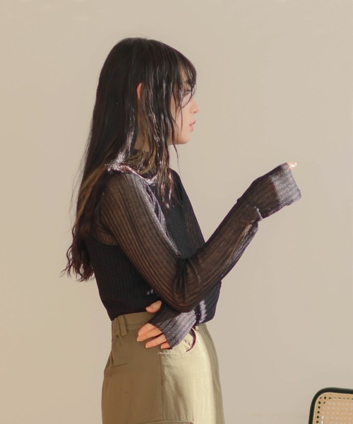 hellam（へラム）の「シアーラメニットプルオーバー（その他トップス・レディース・ベージュ系/ブラック/イエロー・FREE）」の2枚目の写真