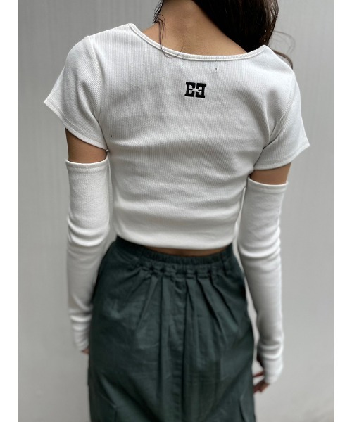 ENVYM（アンビー）の「ＥロゴスリーブカットＴＯＰＳ（Tシャツ/カットソー・レディース・ブラック/ブルー/ホワイト・FREE）」の11枚目の写真