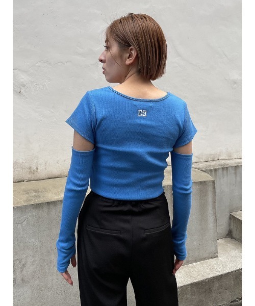ENVYM（アンビー）の「ＥロゴスリーブカットＴＯＰＳ（Tシャツ/カットソー・レディース・ブラック/ブルー/ホワイト・FREE）」の17枚目の写真
