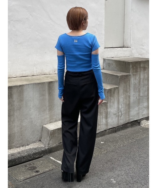 ENVYM（アンビー）の「ＥロゴスリーブカットＴＯＰＳ（Tシャツ/カットソー・レディース・ブラック/ブルー/ホワイト・FREE）」の20枚目の写真