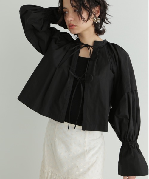 JILL STUART(ジルスチュアート)の「◆2wayボリュームスリーブブラウス(シャツ/ブラウス・レディース・ブラック/ホワイト・FREE)」の2枚目の写真